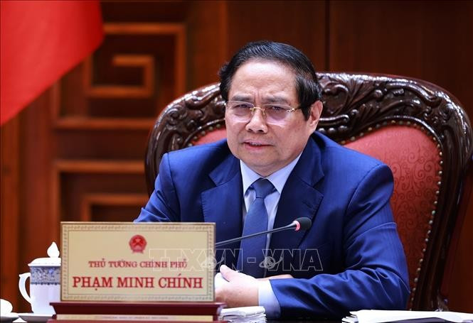 El primer ministro de Vietnam, Pham Minh Chinh, interviene en la reunión (Foto: VNA)