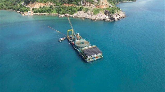 La Zona Especial de Con Dao ahora puede utilizar electricidad de la red nacional, lo que limita el uso de fuentes de energía diésel. (Foto plo.vn)