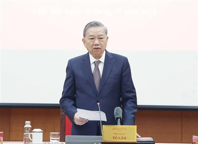 El secretario general del Partido Comunista de Vietnam, To Lam, interviene en la cita (Foto: VNA)