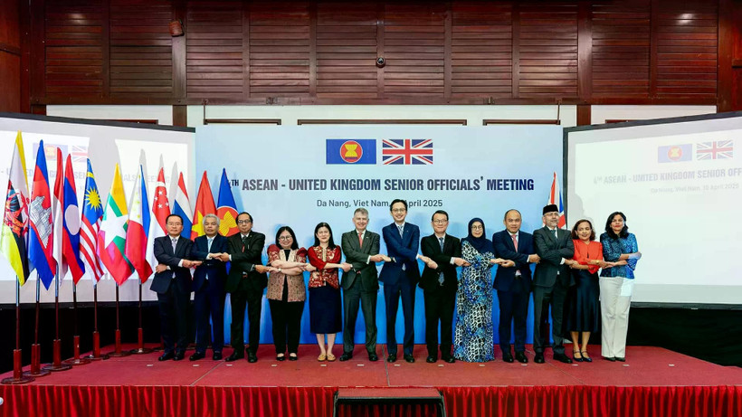 Delegados participantes en la cita (Foto: Cancillería de Vietnam)