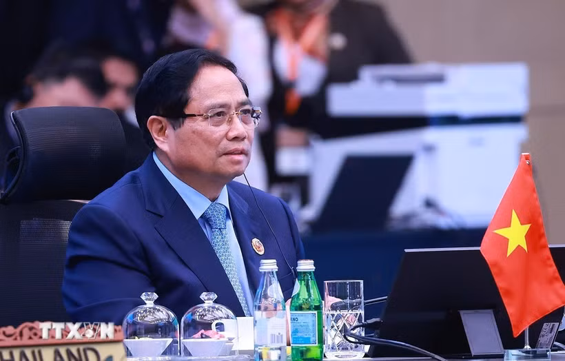 El primer ministro de Vietnam, Pham Minh Chinh, asiste a la tercera Reunión de Líderes de la AZEC en Kuala Lumpur, Malasia. (Foto: VNA)
