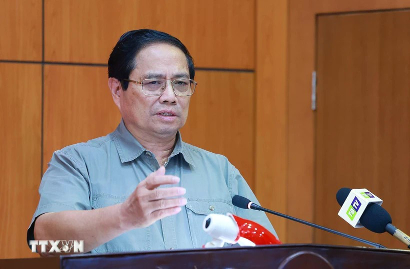 El primer ministro de Vietnam, Pham Minh Chinh, habla en la reunión (Foto: VNA)