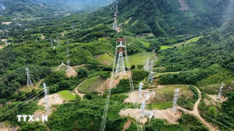 Sección vietnamita del proyecto de línea de transmisión 500 kV Monsoon-Thanh My (Foto: VNA)