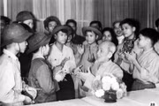 Conmemoran el 85.º aniversario de fundación de Organización de Jóvenes Pioneros Ho Chi Minh