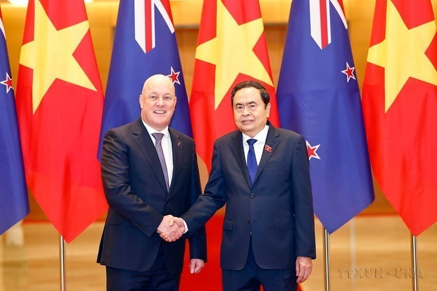 El presidente de la Asamblea Nacional, Tran Thanh Man, se reúne con el primer ministro neozelandés, Christopher Luxon, con motivo de su visita oficial a Vietnam y participación en el II Foro del Futuro de la ASEAN (Hanoi, 27 de febrero de 2025). (Foto: VNA)