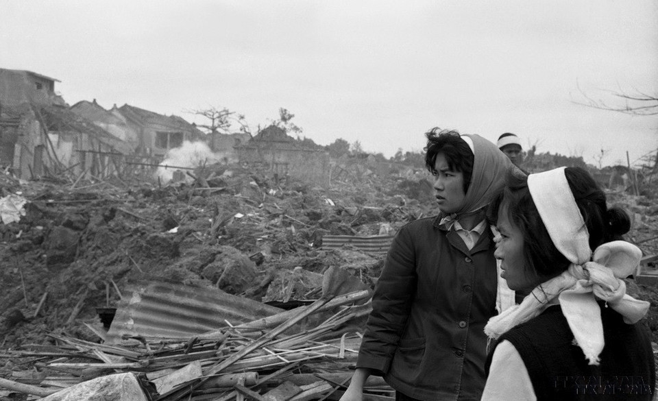 La calle Kham Thien, en Hanoi, quedó devastada por los bombardeos de aviones B-52 del ejército estadounidense. (Foto: VNA)