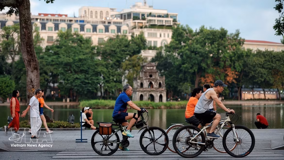 Personas mayores en Vietnam viven con alegría