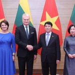 Presidente de Lituania realiza visita oficial a Vietnam