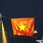 Primer espectáculo de flyboard ligero multicapa en río Dong Nai