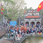 Aspectos destacados de Festival Giong 2025 en templo Phu Dong