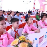 Primer ministro asiste a ceremonia de inicio de construcción de escuelas en zonas fronterizas