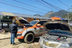 Durante una década, Tran Anh Diep ha brindado asistencia gratuita a miles de conductores de automóviles. (Fuente: Anh Diep)