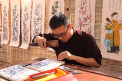 Padres acercan a sus hijos al arte tradicional para preservar identidad vietnamita