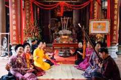 Artistas en el templo de Bach Ma. (Fuente: VNA)