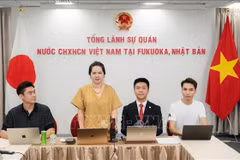 La cónsul general de Vietnam en Fukuoka, Vu Chi Mai, interviene en el acto. (Fuente: VNA)