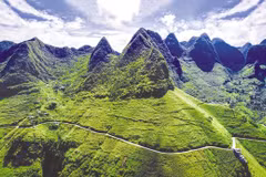 Belleza de Ma Pi Leng en el Geoparque Mundial de la Meseta de Piedra de Dong Van. (Fuente: baodautu.vn)