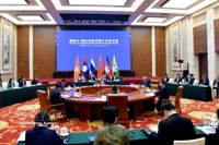 Vista de la décima reunión de Ministros de Asuntos Exteriores de la Cooperación Mekong-Lancang (MLC), celebrada en 2025 en la ciudad de Anning, en Kunming, provincia china de Yunnan. (Foto: VNA)