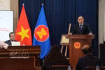 El canciller vietnamita Le Hoai Trung, enviado especial del secretario general To Lam, en el evento. (Foto: VNA)
