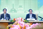 El primer ministro de Vietnam, Pham Minh Chinh, preside la sesión “Transición verde sostenible y centrada en las personas” en el marco de la Cumbre P4G en Hanoi. (Foto: VNA)