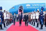El secretario general To Lam llega a Pyongyang para iniciar su visita de Estado a Corea del Norte y asistir a la ceremonia conmemorativa del 80.º aniversario de la fundación del Partido del Trabajo de Corea. (Foto: VNA)