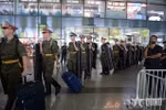 La delegación militar rusa que participará en el gran desfile militar de Vietnam el 2 de septiembre llegó al Aeropuerto Internacional de Noi Bai, en Hanoi. (Foto: Periódico Quan doi nhan dan)
