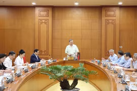 El secretario general del Partido Comunista de Vietnam, To Lam, preside una sesión de trabajo con el Buró Ejecutivo del Comité partidista del Gobierno, centrada en el desarrollo urbano y rural.
