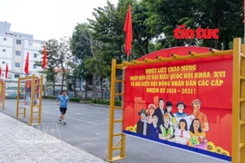 Las pancartas sobre las elecciones legislativas en zonas residenciales y espacios públicos en Hanoi. (Foto: VNA)
