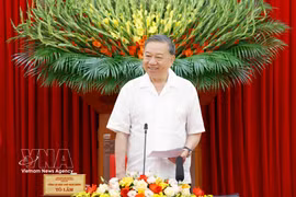 Máximo dirigente de Vietnam insta a renovar método de liderazgo del Partido. (Foto: VNA)