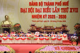 El Comité del Partido Comunista de Vietnam en la ciudad de Hue inaugura su XVII Asamblea para el período 2025-2030. (Foto: VNA)