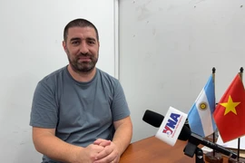 El periodista argentino Gastón Fiorda. (Foto: VNA)