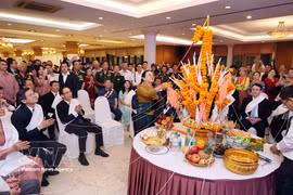 Celebran en Hanoi Bunpimay, fiesta tradicional del Año Nuevo de Laos (Foto: VNA)