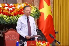 El secretario general del Partido Comunista y presidente de Vietnam, To Lam, insta a la prensa a priorizar el interés del pueblo (Foto: VNA)