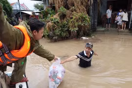 Hai Phong envía 1,5 millones de USD y personal sanitario para apoyar a Dak Lak tras las lluvias