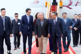 El secretario general de la Organización de las Naciones Unidas (ONU), António Guterres, llega a Hanoi para comenzar su visita oficial a Vietnam y participar en la ceremonia de firma de la Convención de Hanoi. (Foto: VNA)