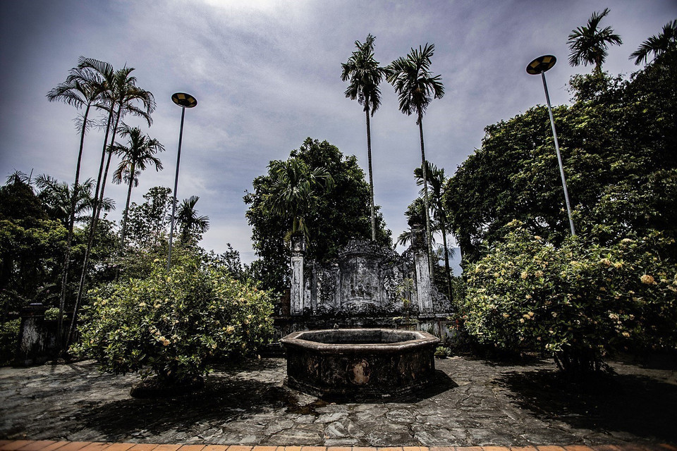 La vivienda tradicional de la familia Dinh Cong en la comuna Luong Son, provincia de Phu Tho, conserva aún muchas de sus características históricas. (Foto: VNA)