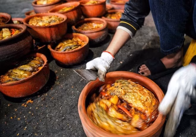 El plato es fragante sin olor a pescado y es sabroso sin ser graso (Foto: VNA)
