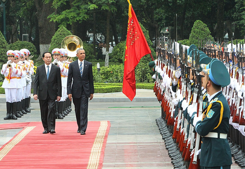 En la mañana del 23 de mayo de 2016, el presidente vietnamita Tran Dai Quang, presidió la ceremonia de bienvenida a su homólogo estadounidense Barack Obama en su visita oficial a Vietnam. Foto: VNA
