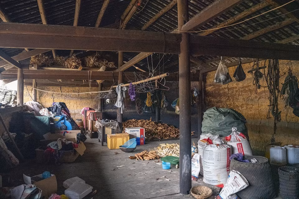Una casa de “trinh tuong” de tierra en la comuna de Pho Bang, distrito de Dong Van, provincia de Ha Giang. Foto: VNA