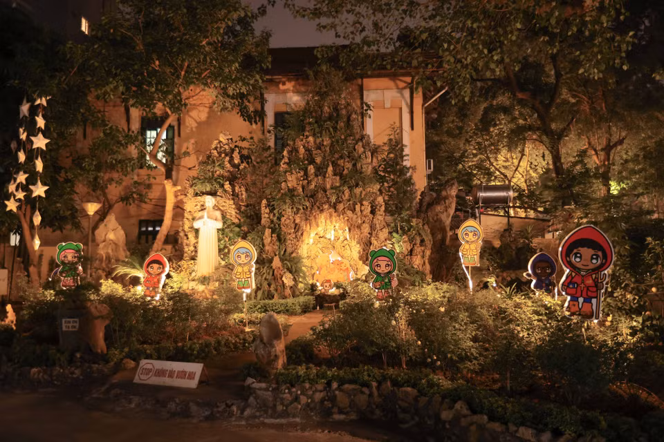 La Iglesia de Cua Bac decorada para la Navidad de 2024. Foto:VNA