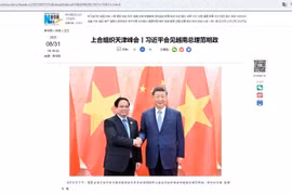 La Agencia Xinhua informa sobre la reunión entre el presidente chino Xi Jinping y el primer ministro vietnamita Pham Minh Chinh. (Fuente: VNA)
