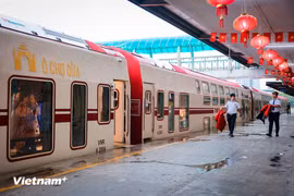 El Tren de Hanoi, también conocido como el “Tren de las Cinco Puertas”. (Fuente: VNA)