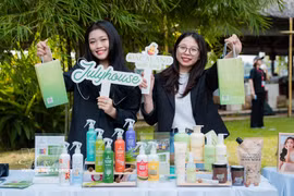 Evento de ventas en directo organizado por una empresa en Ciudad Ho Chi Minh. (Fuente: VNA)
