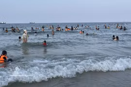 En la playa de Cua Viet. (Fuente: VNA)