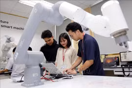 Estudiantes en la Universidad de Industria de Ciudad Ho Chi Minh. (Fuente: VNA)
