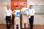 Dos futbolistas vietnamitas de origen extranjero, Ngo Dang Khoa y Le Giang Patrik, que actualmente juegan en el Club de Fútbol de la Policía de Ciudad Ho Chi Minh, recibieron la nacionalidad vietnamita. (Foto: VNA)