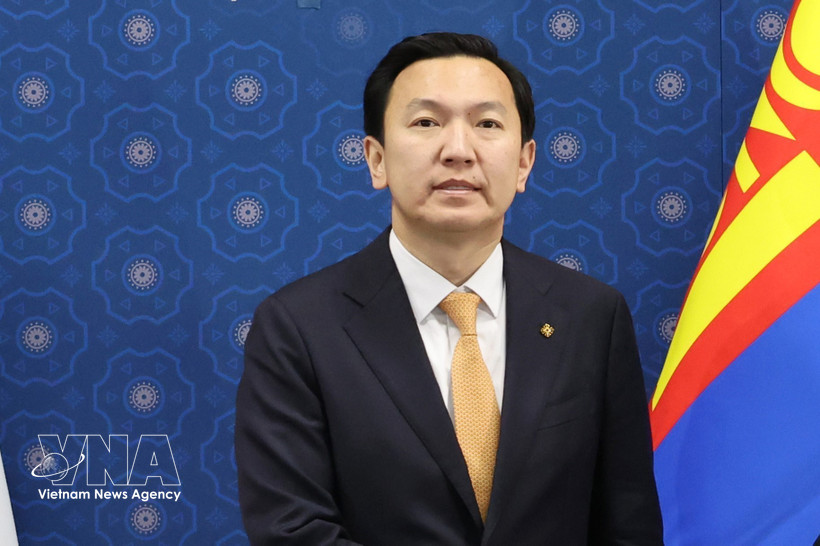 El primer ministro de Mongolia, Nyam-Osor Uchral (Foto: Yonhap/VNA)