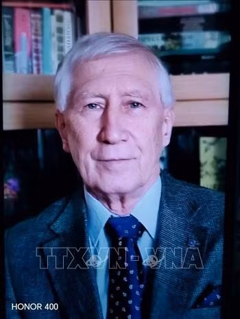 El académico ruso Leonid Borisovich Vardomsky (Foto: VNA)
