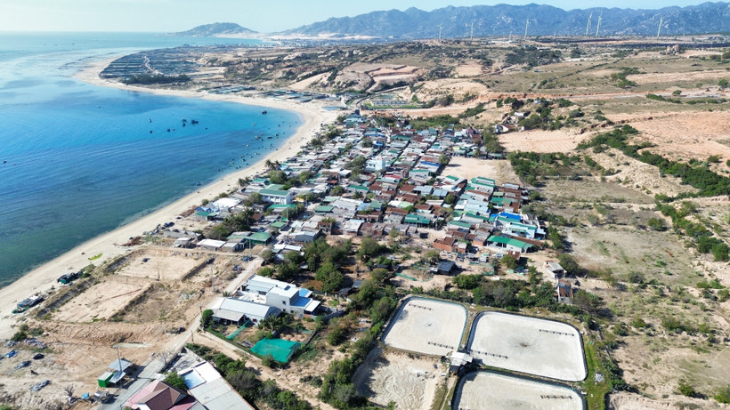 La aldea de Vinh Truong, en la comuna de Phuoc Dinh, provincia de Khanh Hoa, se encuentra dentro del área planificada para la central nuclear Ninh Thuan 1. (Foto: VNA)