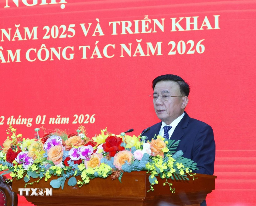 El miembro del Buró Político y permanente del Secretariado del Comité Central del Partido Comunista de Vietnam, Tran Cam Tu, interviene en la cita (Foto: VNA)