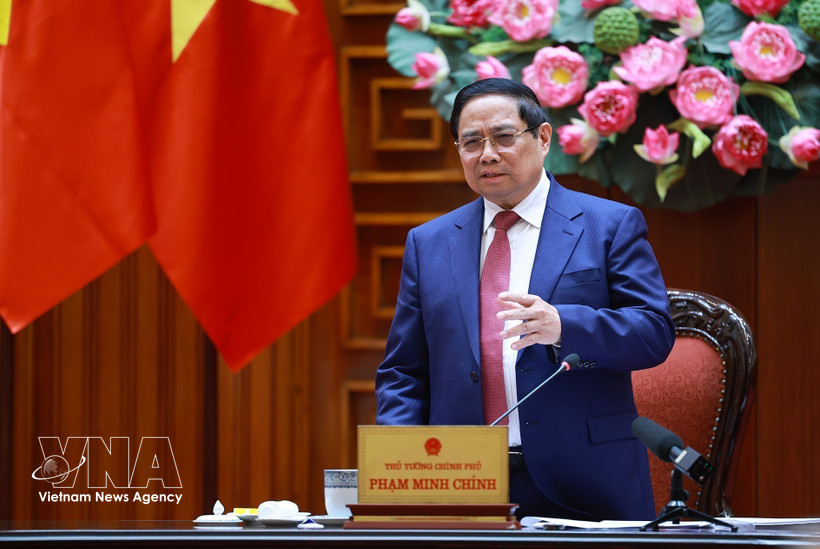 El primer ministro de Vietnam, Pham Minh Chinh, interviene en la reunión (Foto: VNA)